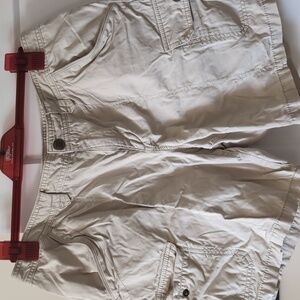 Eddie Bauer cargo short for women (slightly wrinkled.)